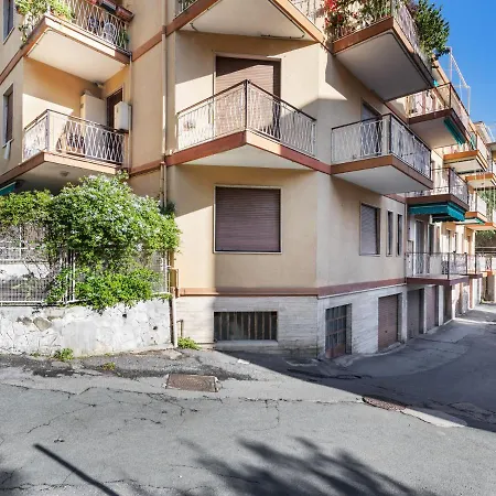 Via Flesia 44 Appartaments Apartmán *